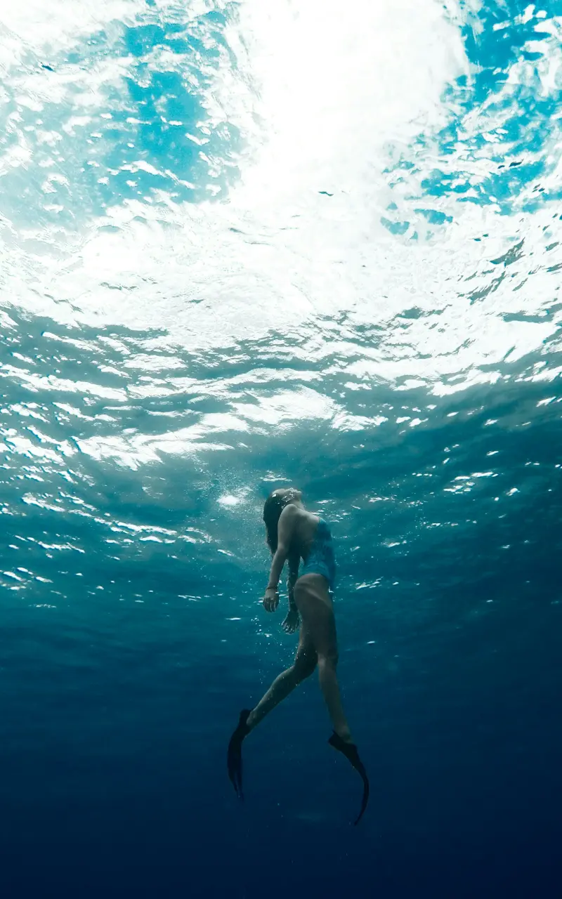 Tương lai không phải là Phát triển Nhu cầu, mà là Tạo dựng Nhu cầu.